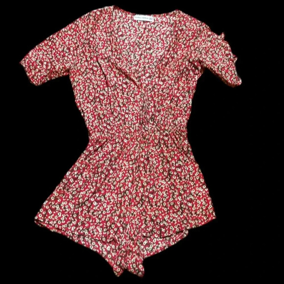 Faithfull the Brand romper - Picture 2 of 2